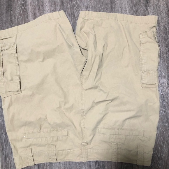 Nautica Men's Size 42 Tan Khaki Stretch Cargo Shorts - Picture 8 of 8